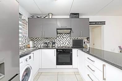 1 Bedroom Townhouse