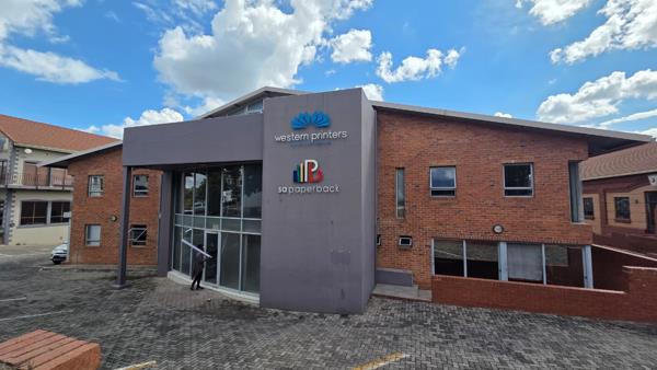 1 400 m² Industrial space