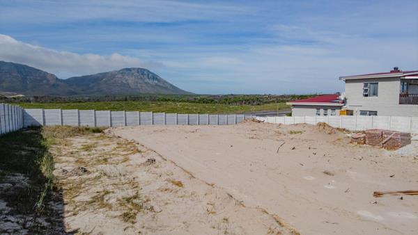 795 m² Land