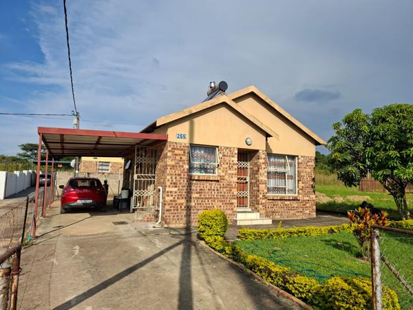 2 Bedroom House