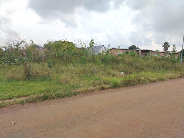 1 190 m² Land