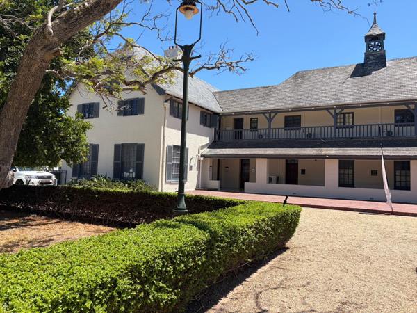 136.8 m² Commercial space