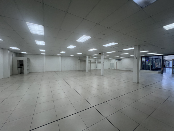 375 m² Commercial space