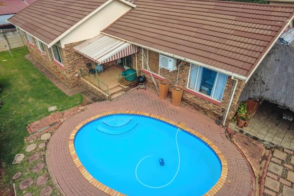 6 Bedroom House