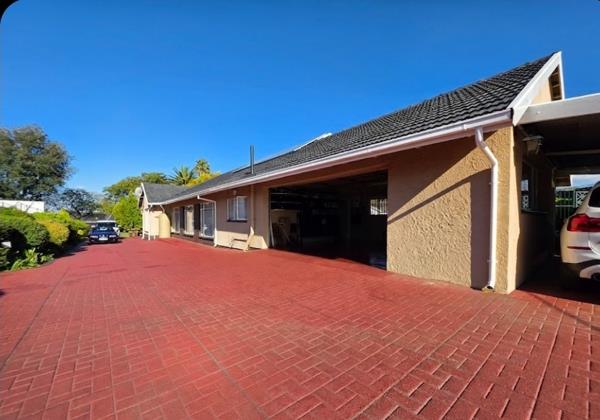 4 Bedroom House