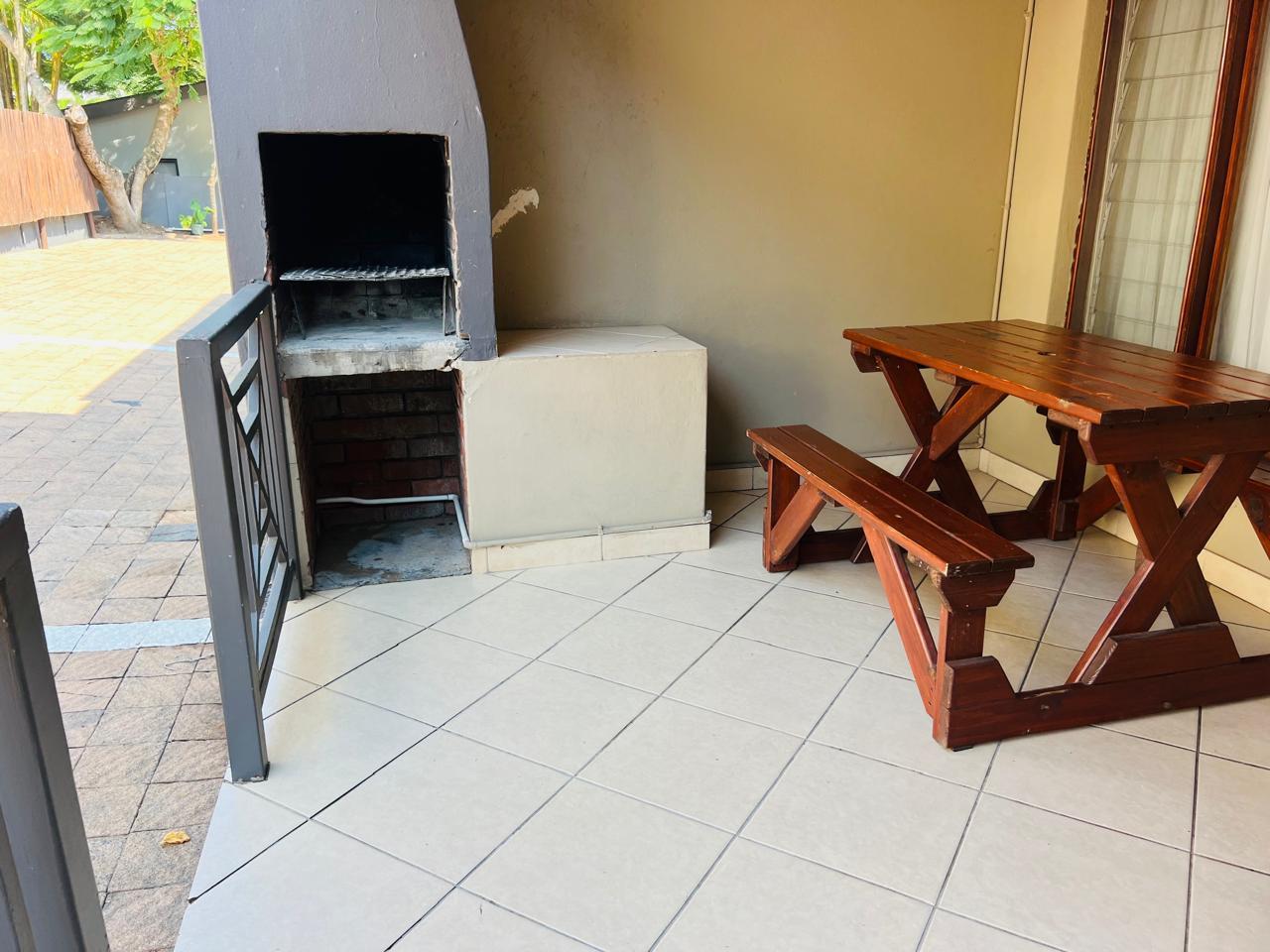 2 Bedroom Simplex to rent in St Lucia | RR4654341 | Private Property