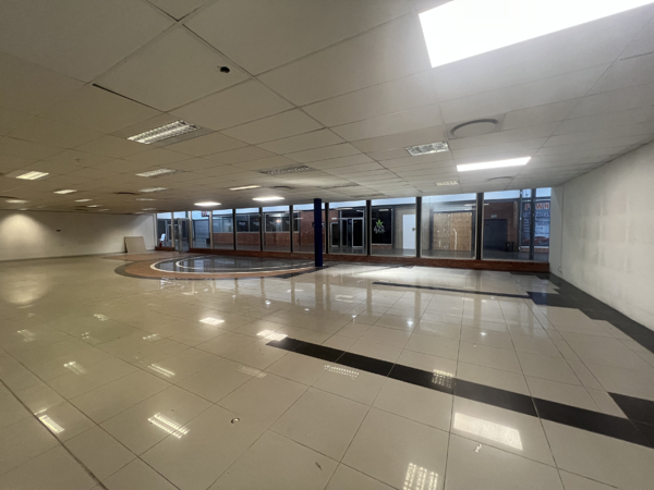 640 m² Commercial space