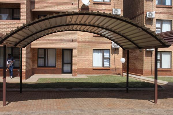 2 Bedroom Flat
