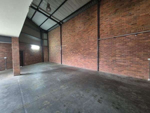 445 m² Industrial space