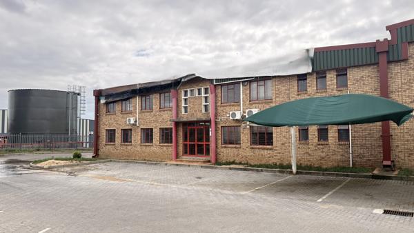 1 083 m² Industrial space