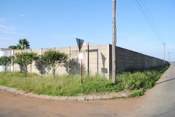 4 502 m² Land