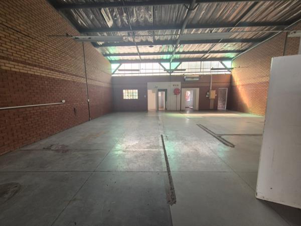 340 m² Industrial space