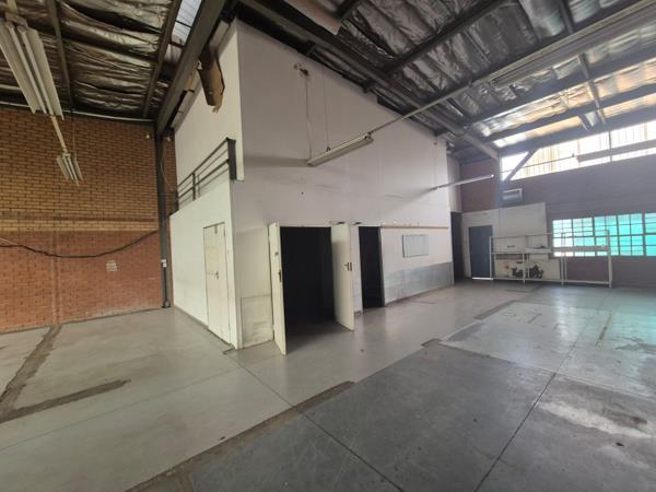 340 m² Industrial space