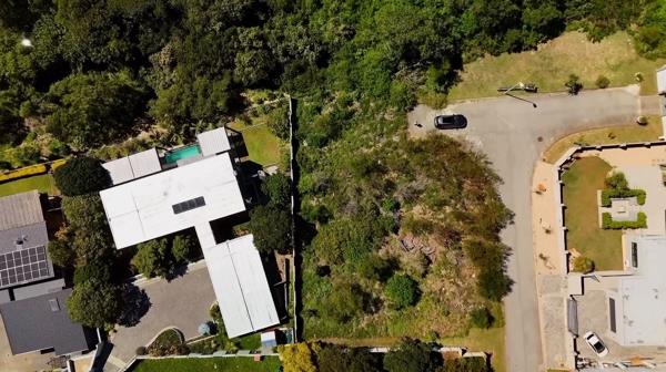 936 m² Land