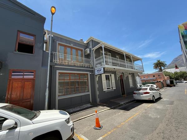 727 m² Commercial space