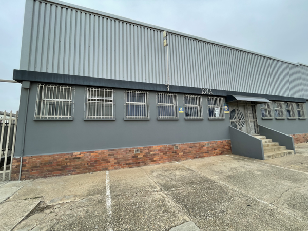 300 m² Industrial space