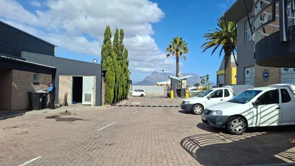 100 m² Commercial space