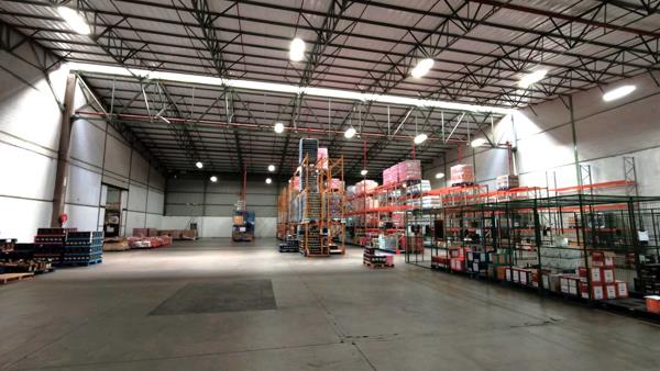 3 300 m² Industrial space