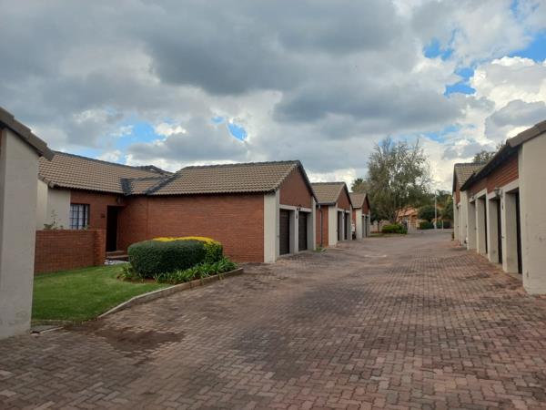 4 Bedroom Townhouse