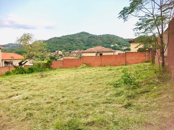 592 m² Land