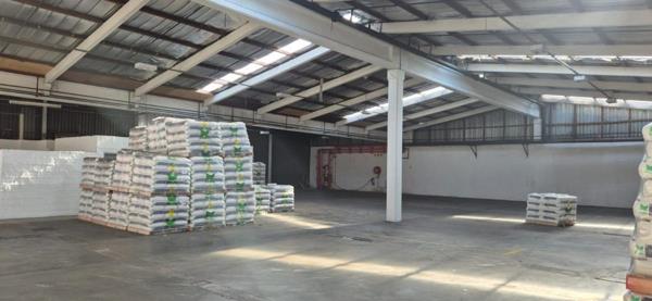 1 105 m² Commercial space