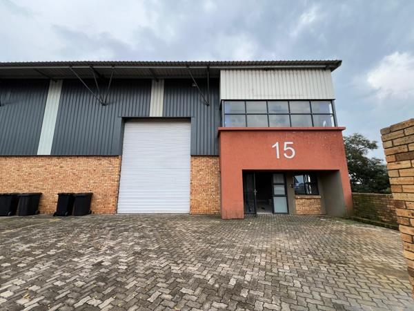 561 m² Industrial space
