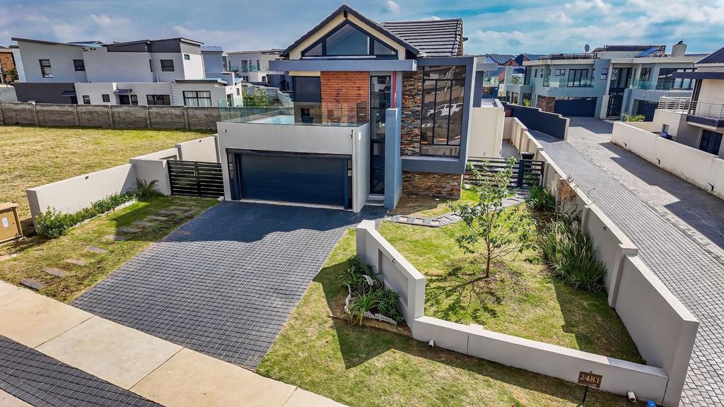 4 Bedroom House