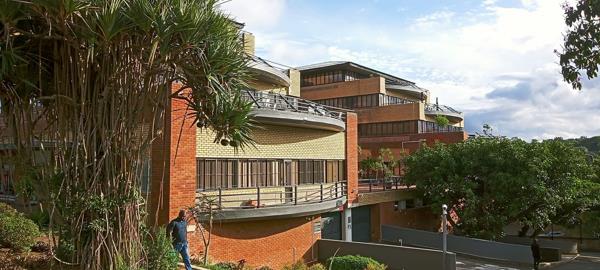 1 246 m² Commercial space