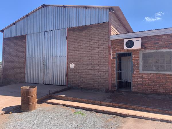 200 m² Commercial space