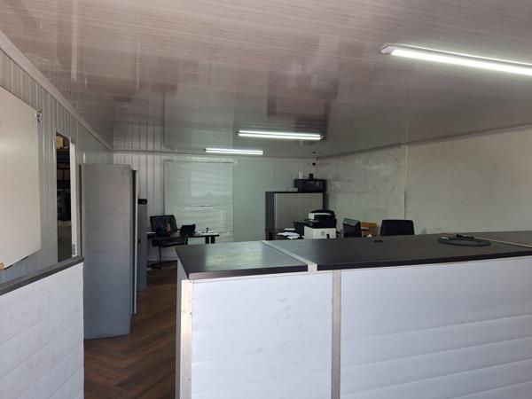 320 m² Commercial space