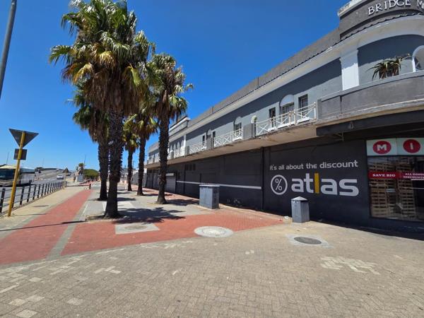 102 m² Commercial space