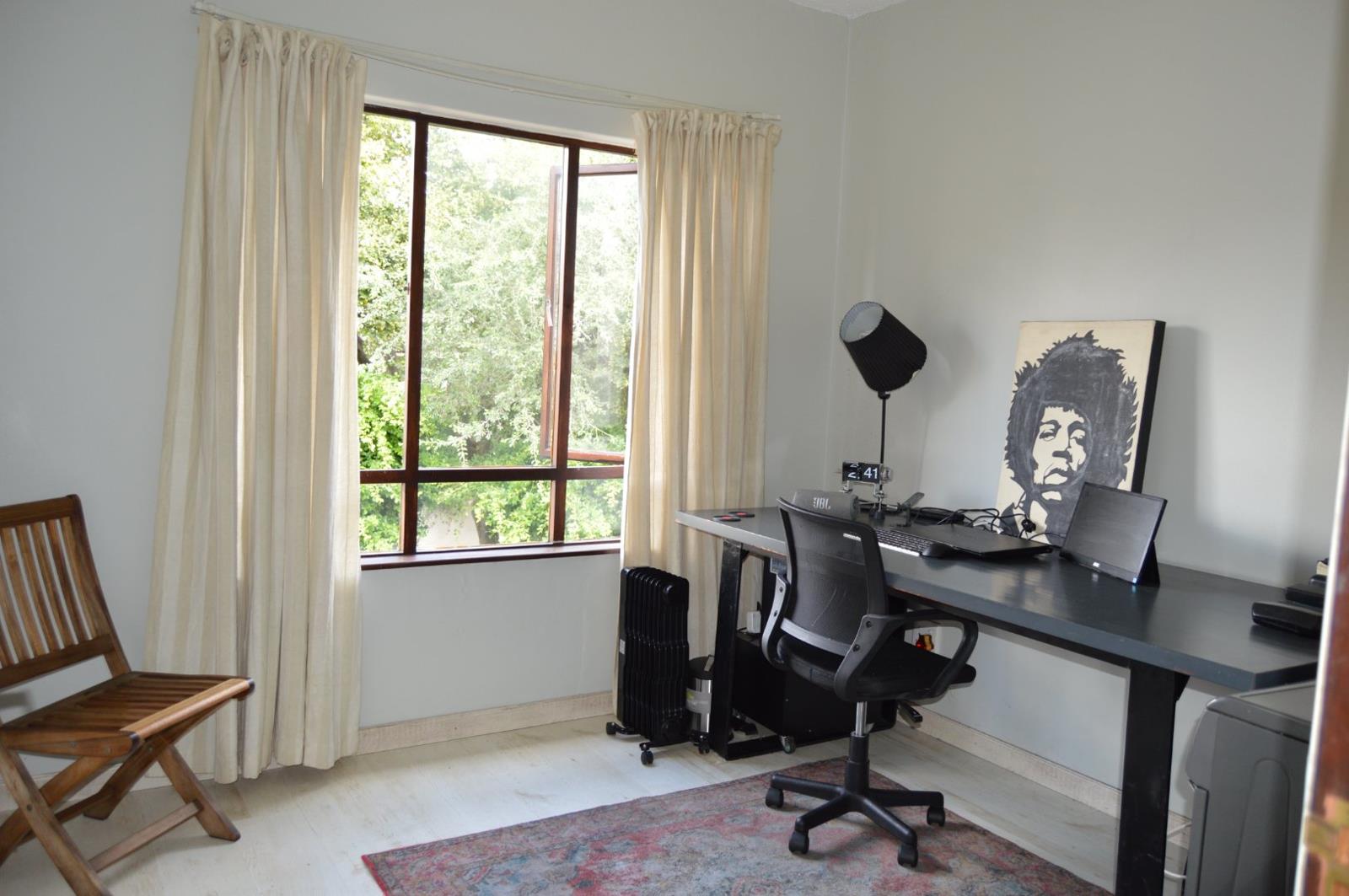 2 Bedroom Townhouse in Douglasdale