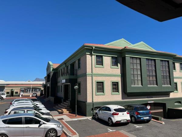 196 m² Commercial space