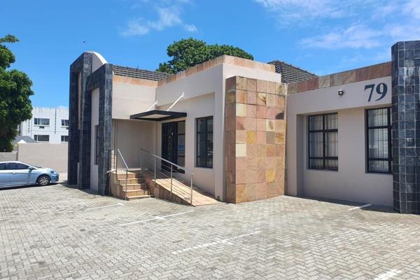 270 m² Office Space