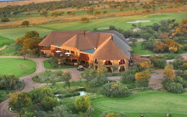 1 030 m² Land