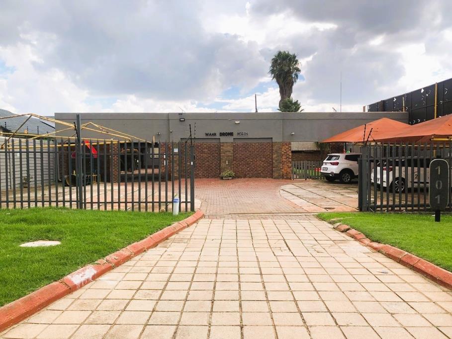 7 Bedroom House