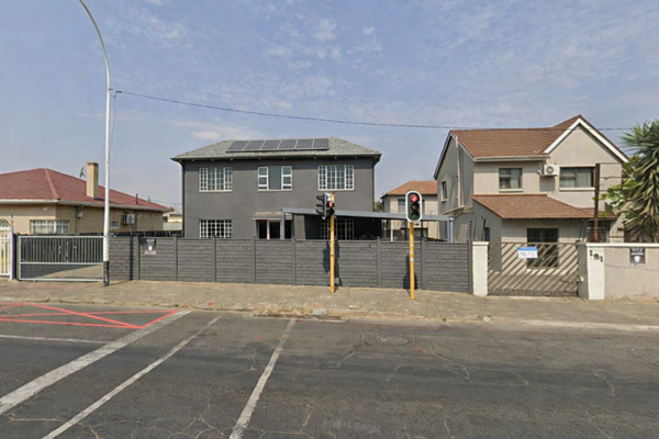 310 m² Commercial space