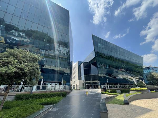 315 m² Commercial space