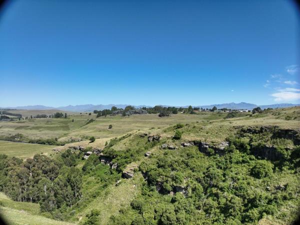 8 335 m² Land