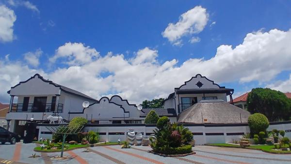 5 Bedroom House