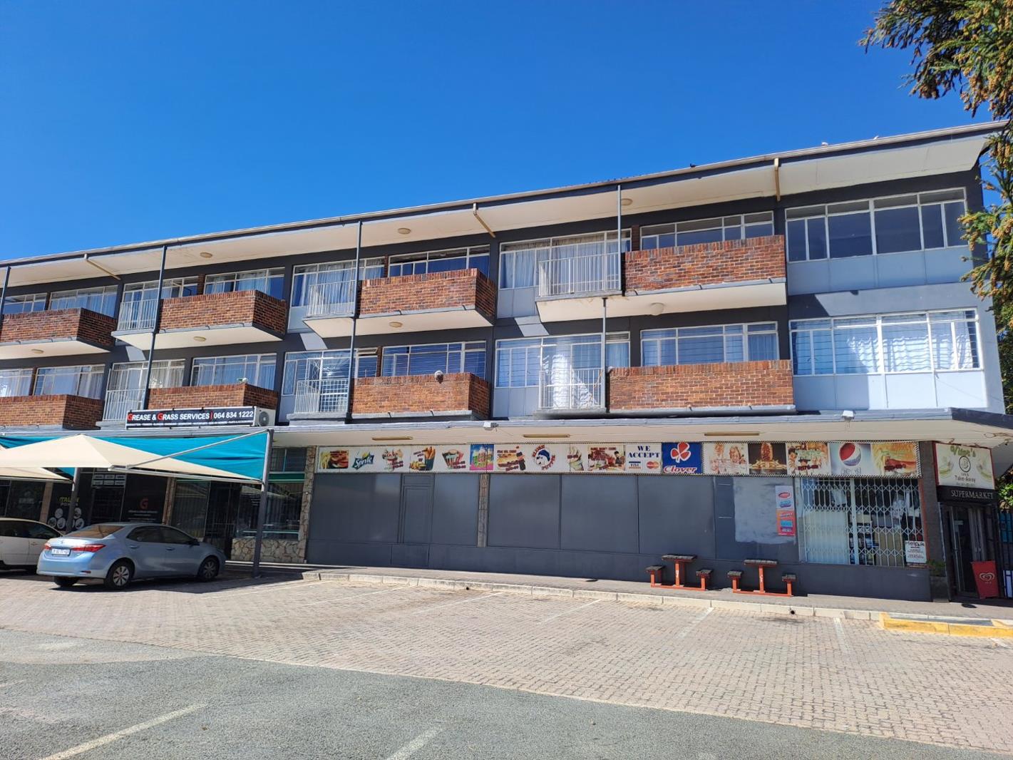 2 Bedroom Apartment in Florida Hills