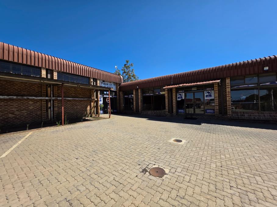 1 000 m² Commercial space