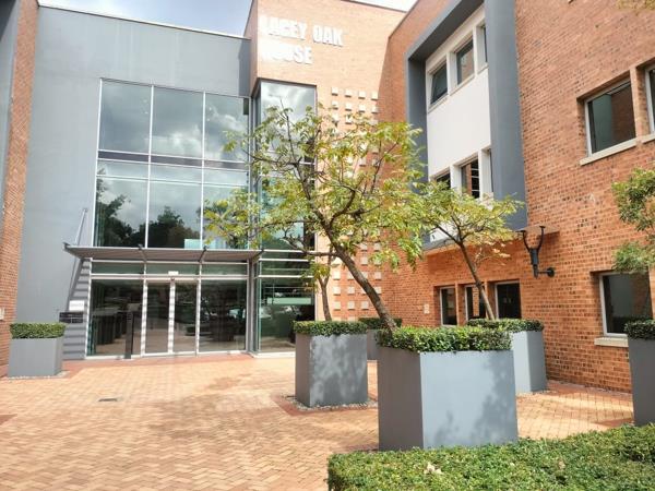 395 m² Commercial space