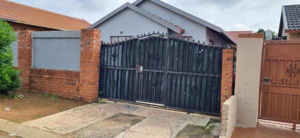 2 Bedroom House