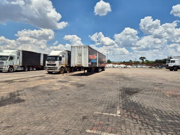 2 100 m² Industrial space