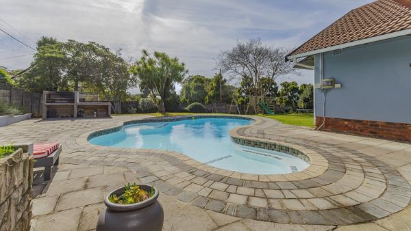 5 Bedroom House