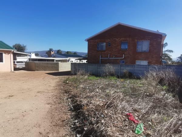 440 m² Land