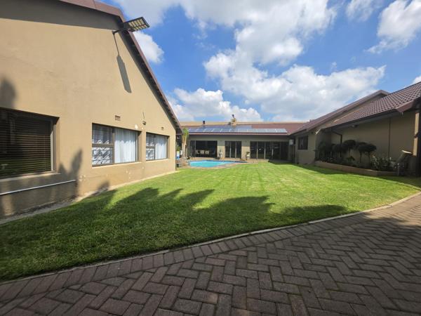 5 Bedroom House
