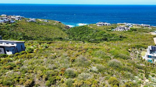2 000 m² Land