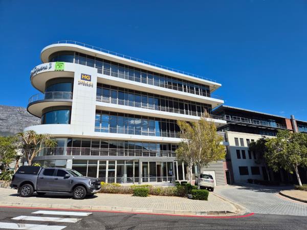 245 m² Commercial space